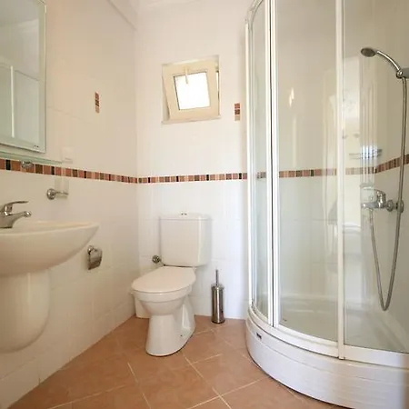 Important Group | Bd106 Turquoise Homes 公寓 *